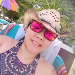 Meet your Posher, Mj